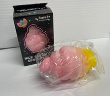 Charger l'image dans la galerie, Cube-ice cream asst color Squish Nouveautés
