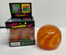 Charger l'image dans la galerie, Cube-BALL asst color Squish Nouveautés
